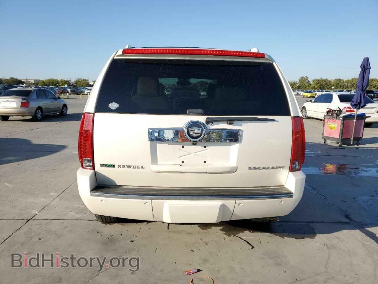 2011 CADILLAC ESCALADE - VIN: 1GYS3AEF5BR335606 - Фото 6