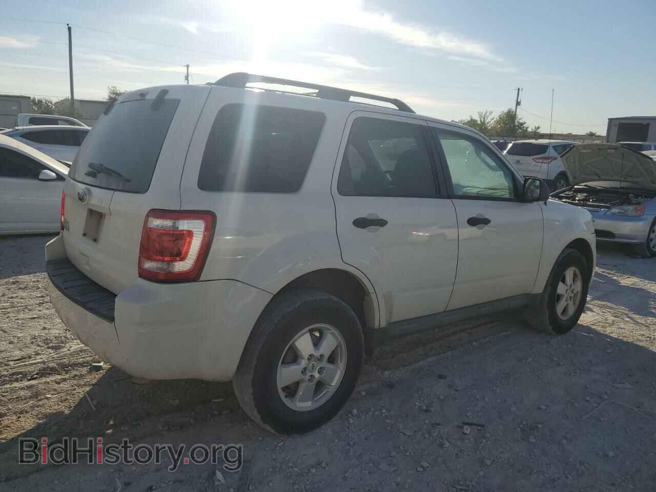 2012 FORD ESCAPE - VIN: 1FMCU0D77CKB78047 - Фото 3