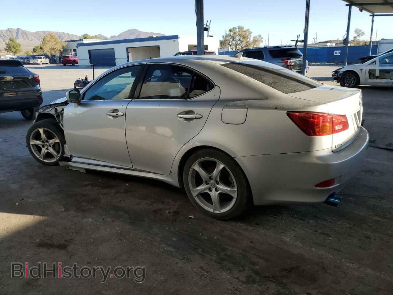 2007 LEXUS IS - VIN: JTHBE262372007164 - Photo 2