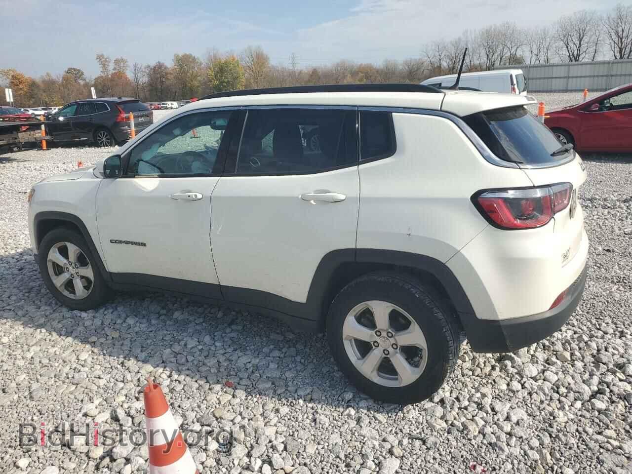 2018 JEEP COMPASS - VIN: 3C4NJCBB5JT410848 - Photo 2