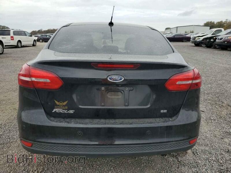 2016 Ford FOCUS (VIN 1FADP3F28GL357383) — фото 6 из 12