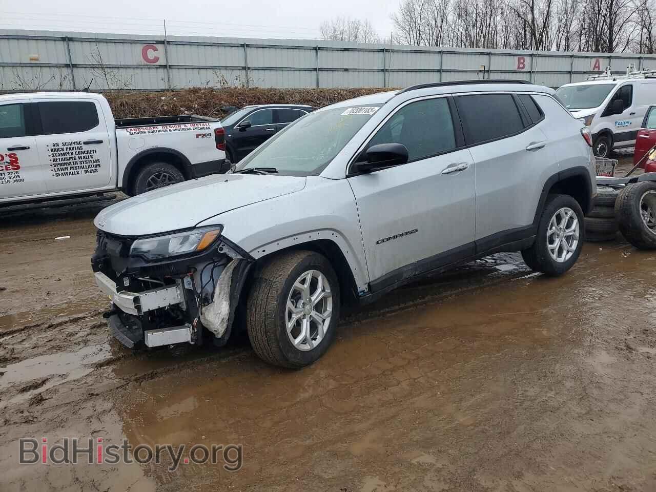 Photo 3C4NJDBN1RT107254 - JEEP COMPASS 2024