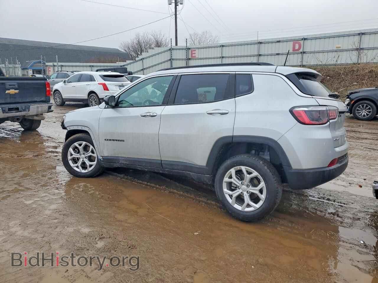2024 JEEP COMPASS - VIN: 3C4NJDBN1RT107254 - Фото 2