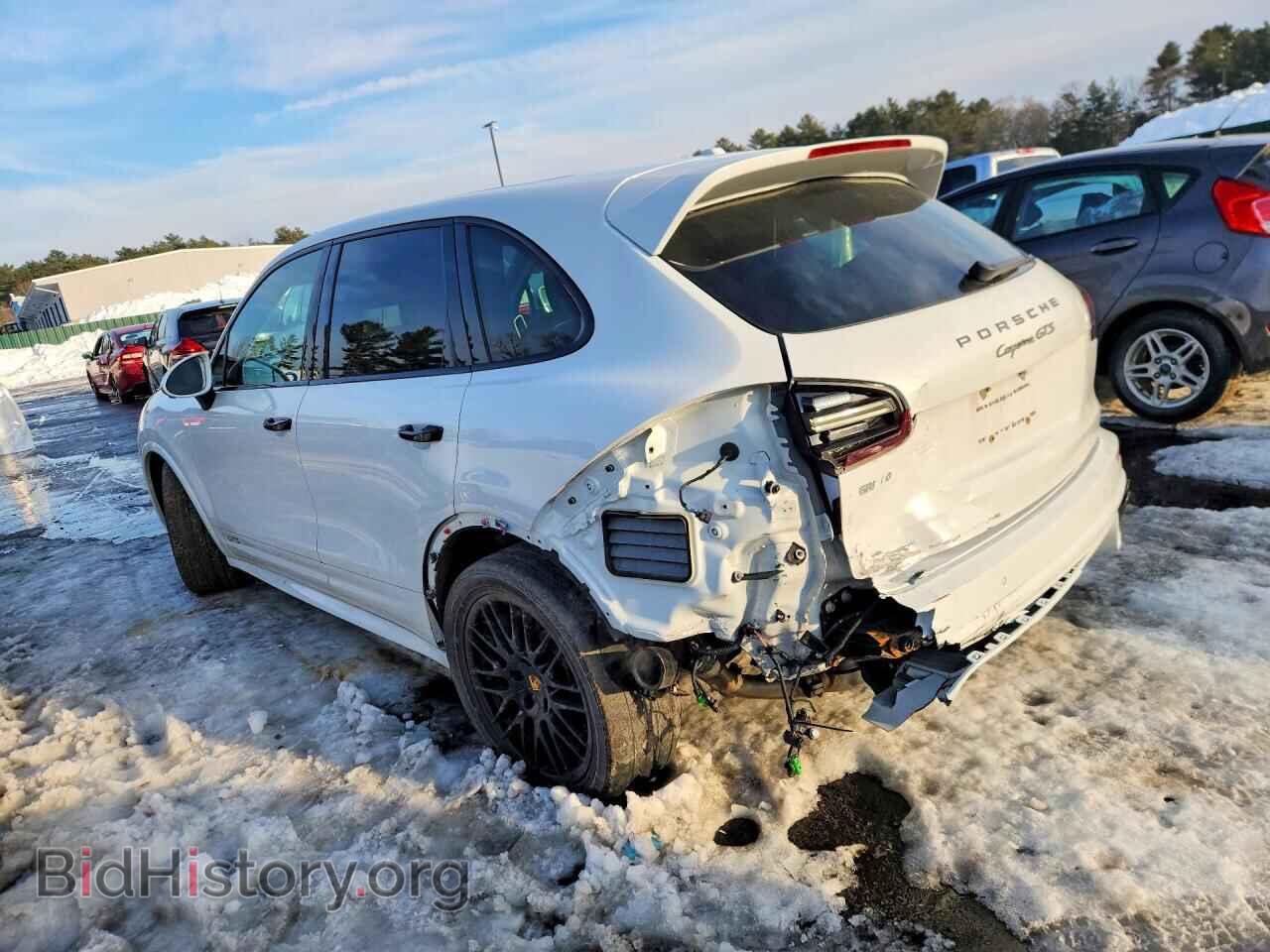 2017 PORSCHE CAYENNE - VIN: WP1AD2A20HLA83877 - Фото 2
