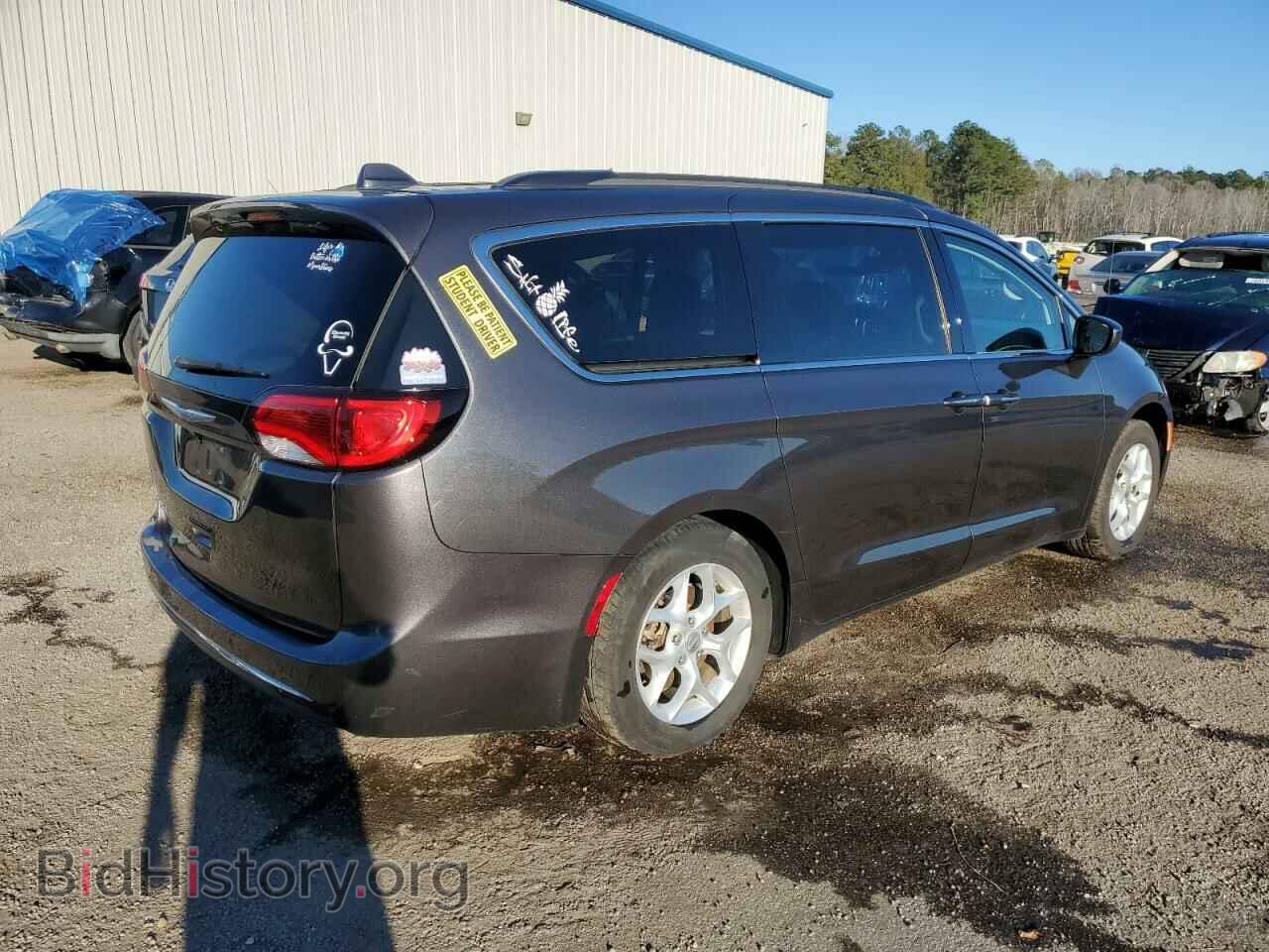 2018 CHRYSLER PACIFICA - VIN: 2C4RC1FG7JR174017 - Photo 3