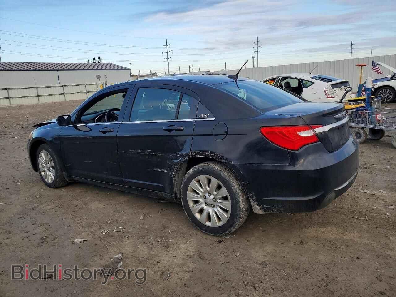 2013 CHRYSLER 200 - VIN: 1C3CCBAB0DN606279 - Фото 2