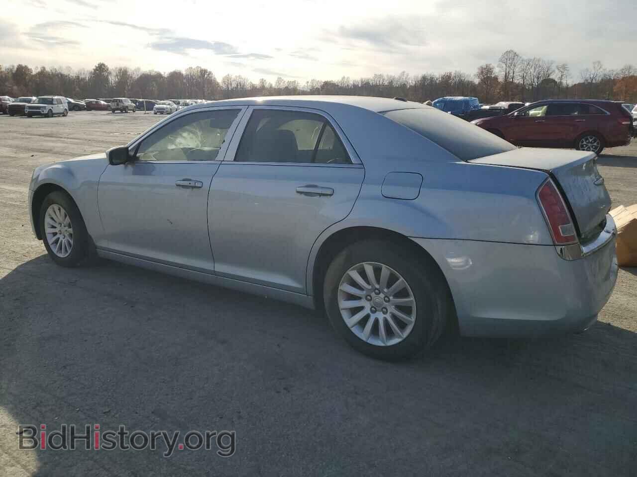 2013 CHRYSLER 300 - VIN: 2C3CCAAG4DH707601 - Фото 2