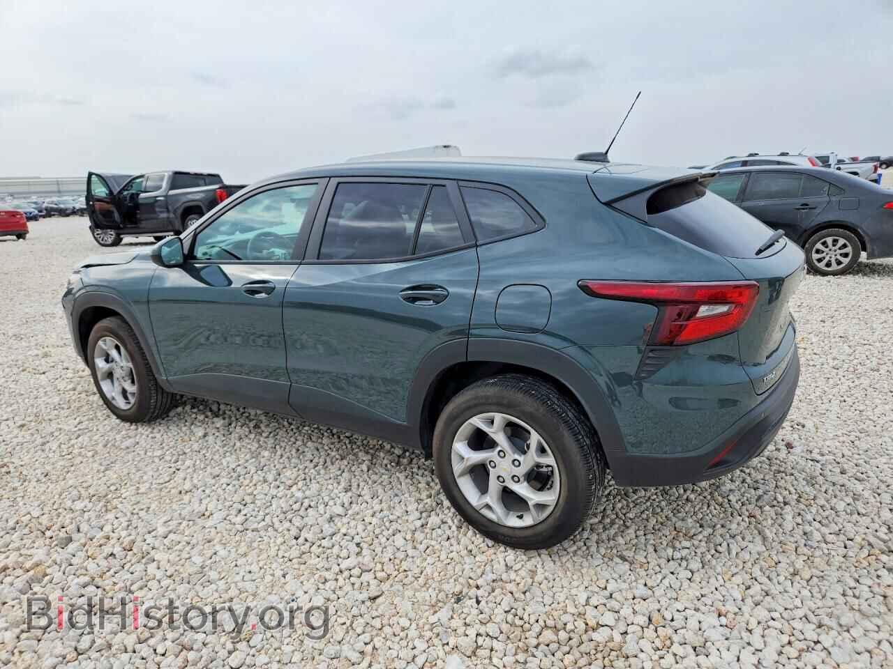 2025 CHEVROLET TRAX - VIN: KL77LFEP2SC142623 - Фото 2