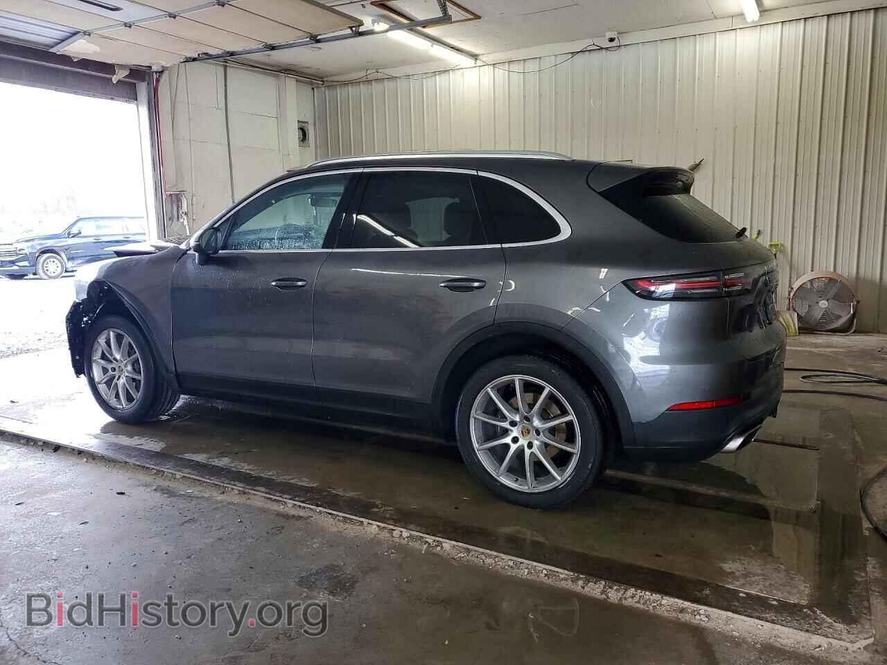 2019 PORSCHE CAYENNE - VIN: WP1AA2AY5KDA17372 - Photo 2