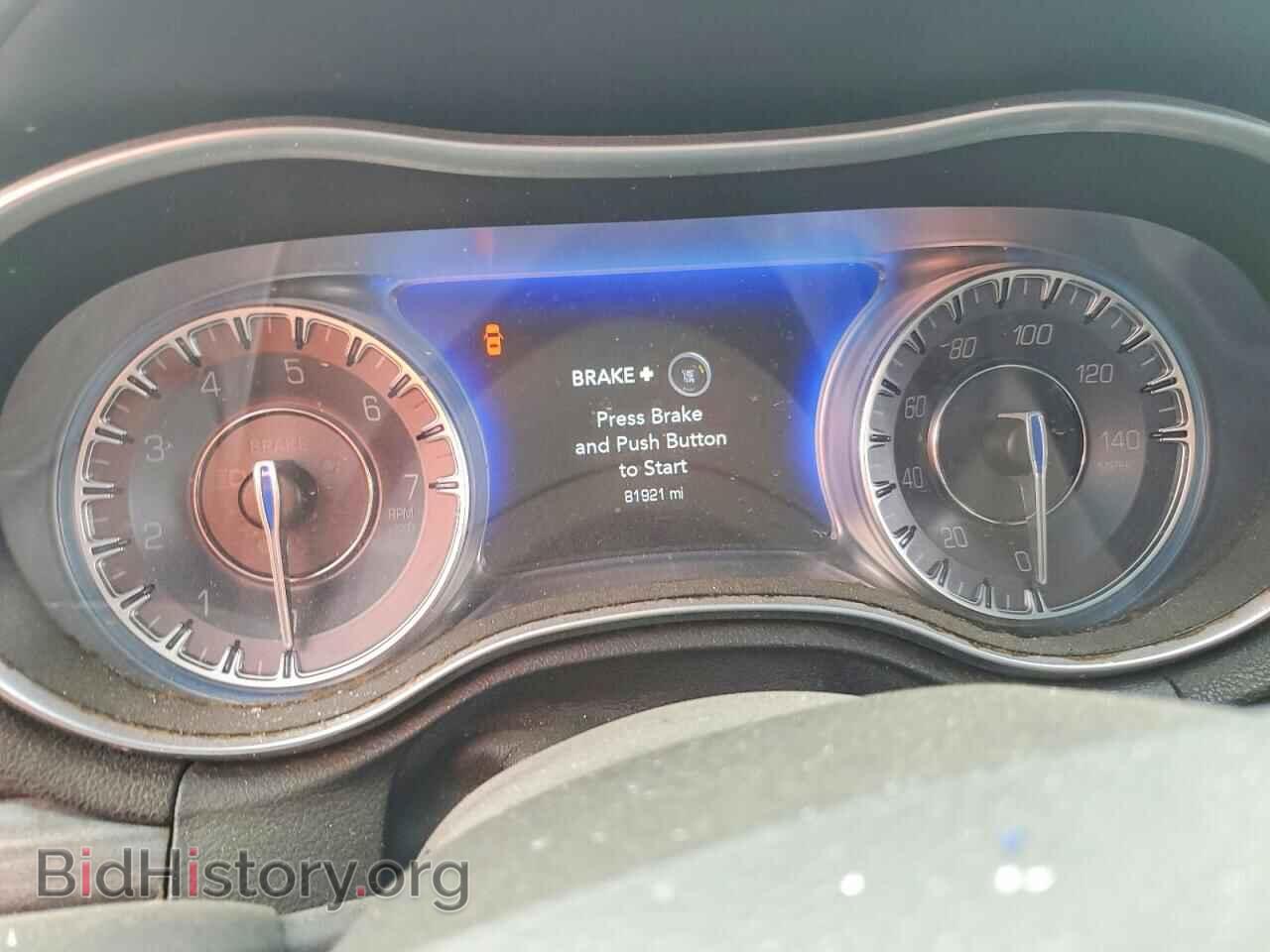2020 CHRYSLER 300 - VIN: 2C3CCAAG4LH220803 - Photo 9