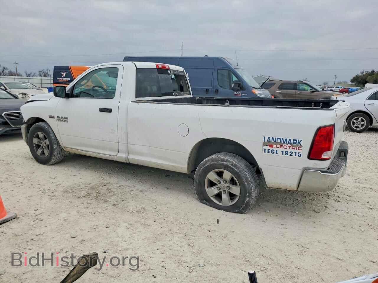 2016 RAM 1500 - VIN: 3C6JR6DT2GG135592 - Фото 2
