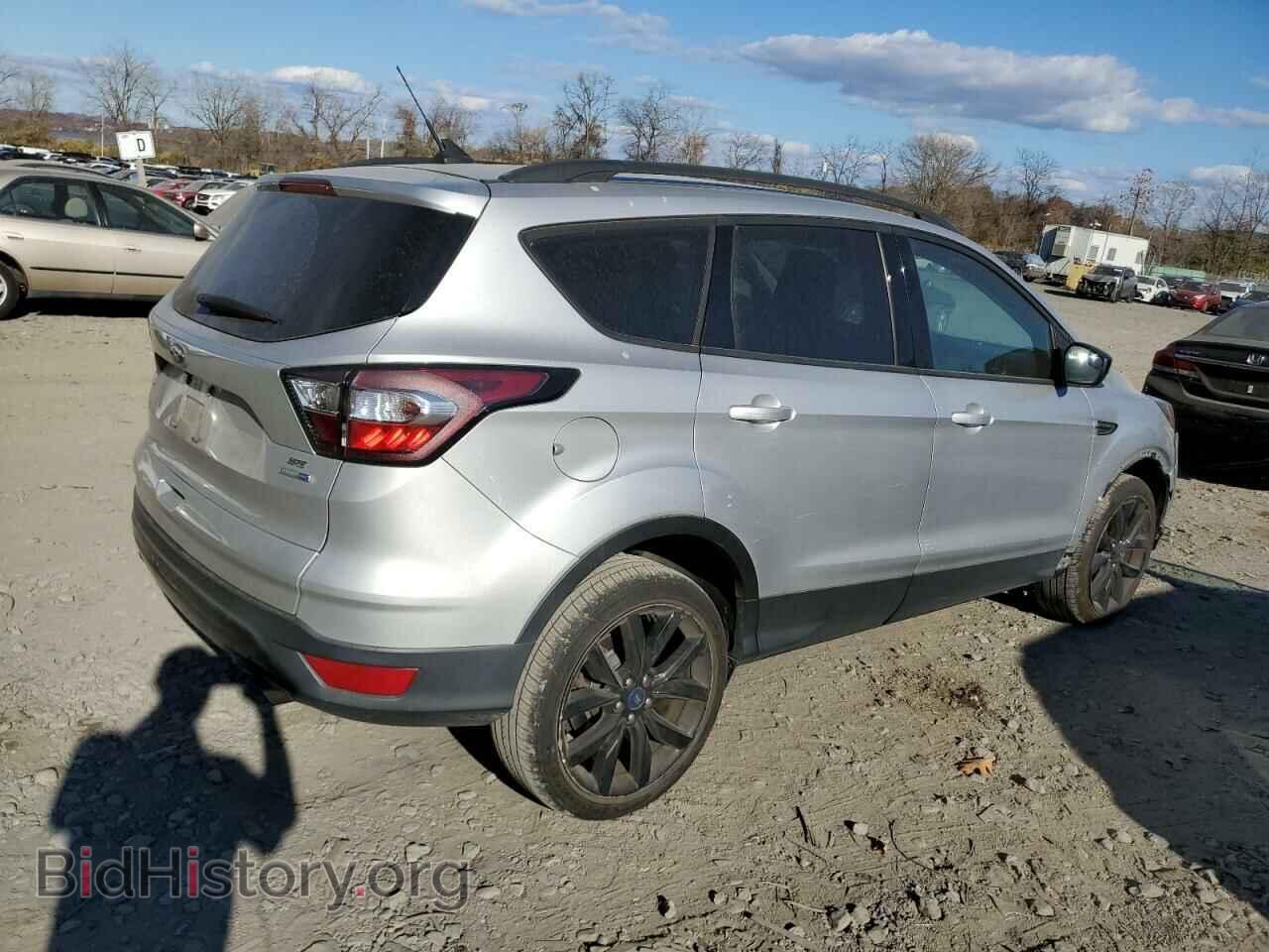 2018 FORD ESCAPE - VIN: 1FMCU9GD3JUD46242 - Фото 3