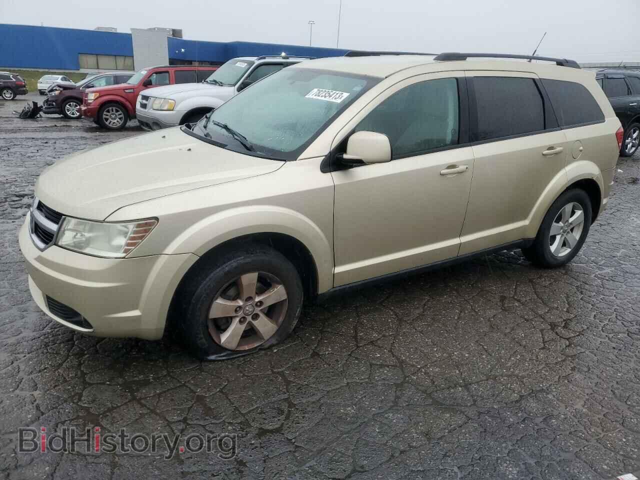 Фотография 3D4PG5FVXAT211143 - DODGE JOURNEY 2010