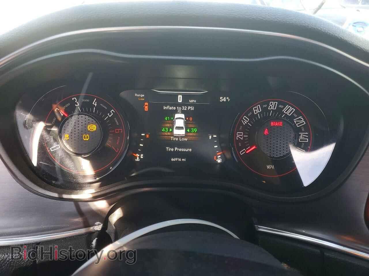 2017 DODGE CHALLENGER - VIN: 2C3CDZBT7HH611068 - Фото 9