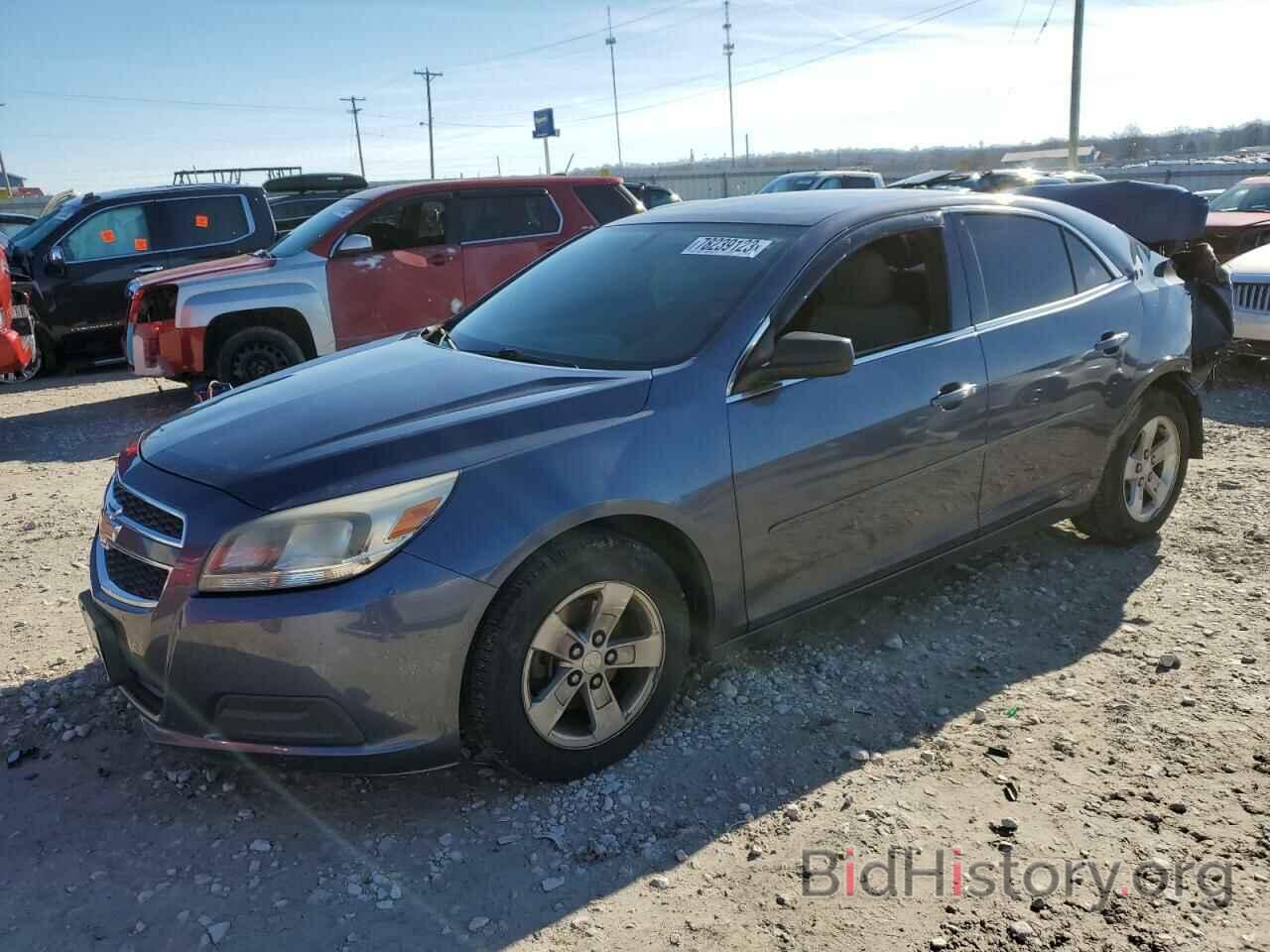 Photo 1G11B5SAXDF188832 - CHEVROLET MALIBU 2013