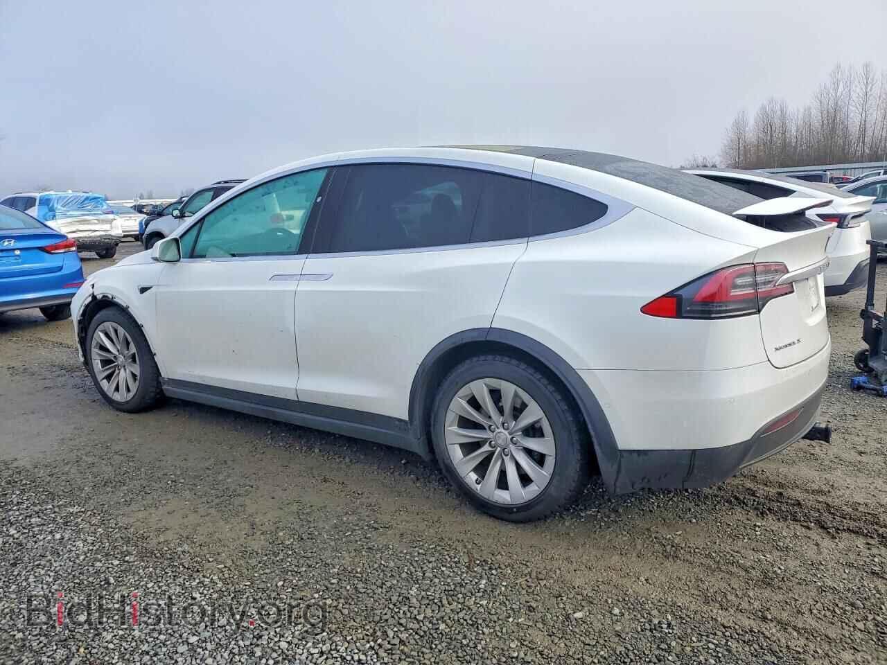 2017 TESLA MODEL X - VIN: 5YJXCBE25HF042723 - Фото 2