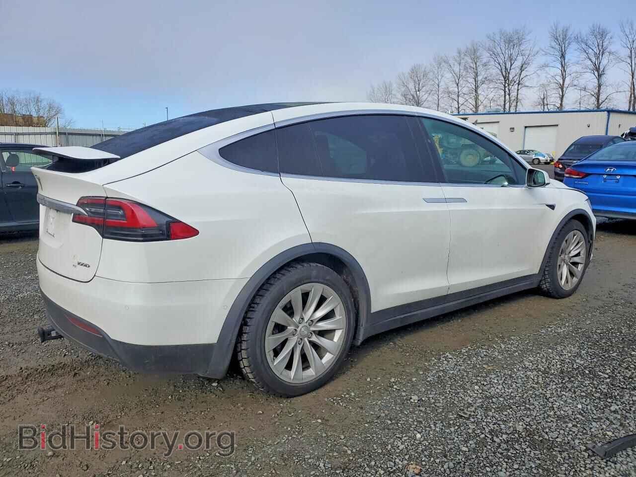 2017 TESLA MODEL X - VIN: 5YJXCBE25HF042723 - Фото 3