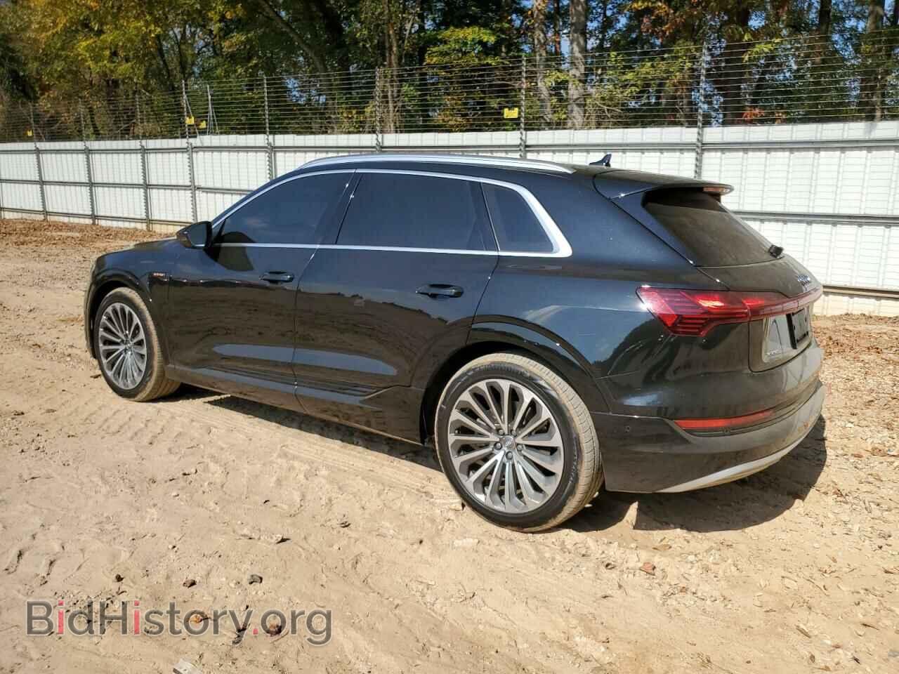 2019 AUDI E-TRON - VIN: WA1VAAGE1KB009575 - Фото 2