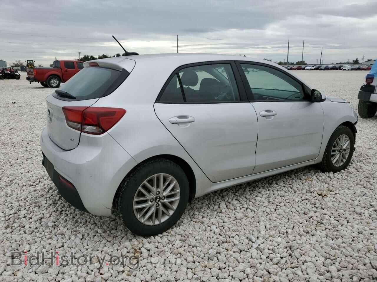 2018 KIA RIO - VIN: 3KPA35AB7JE060603 - Фото 3