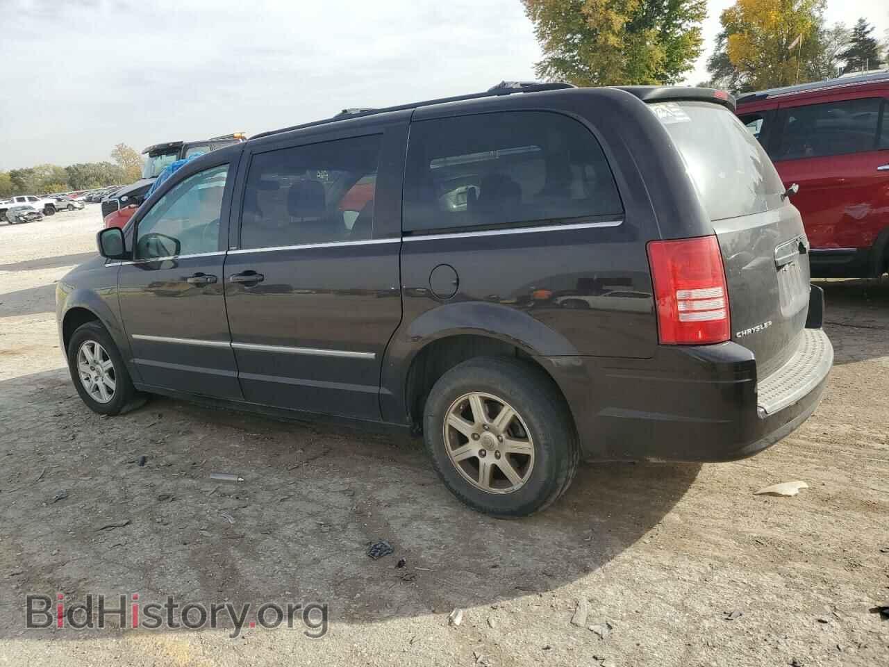 2010 CHRYSLER MINIVAN - VIN: 2A4RR8D19AR393738 - Фото 2