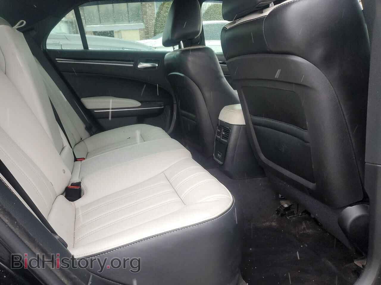 2018 CHRYSLER 300 - VIN: 2C3CCAGG7JH327199 - Фото 10