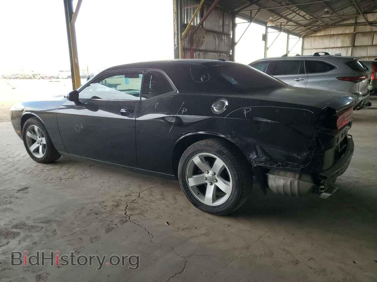 2012 DODGE CHALLENGER - VIN: 2C3CDYAG5CH176963 - Photo 2