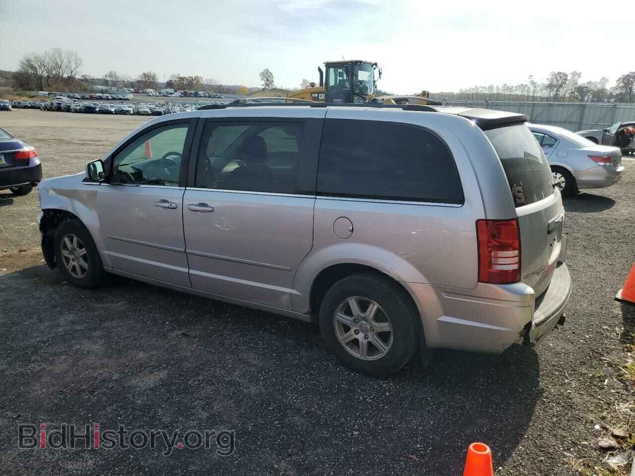 2008 CHRYSLER MINIVAN - VIN: 2A8HR54P58R643659 - Фото 2