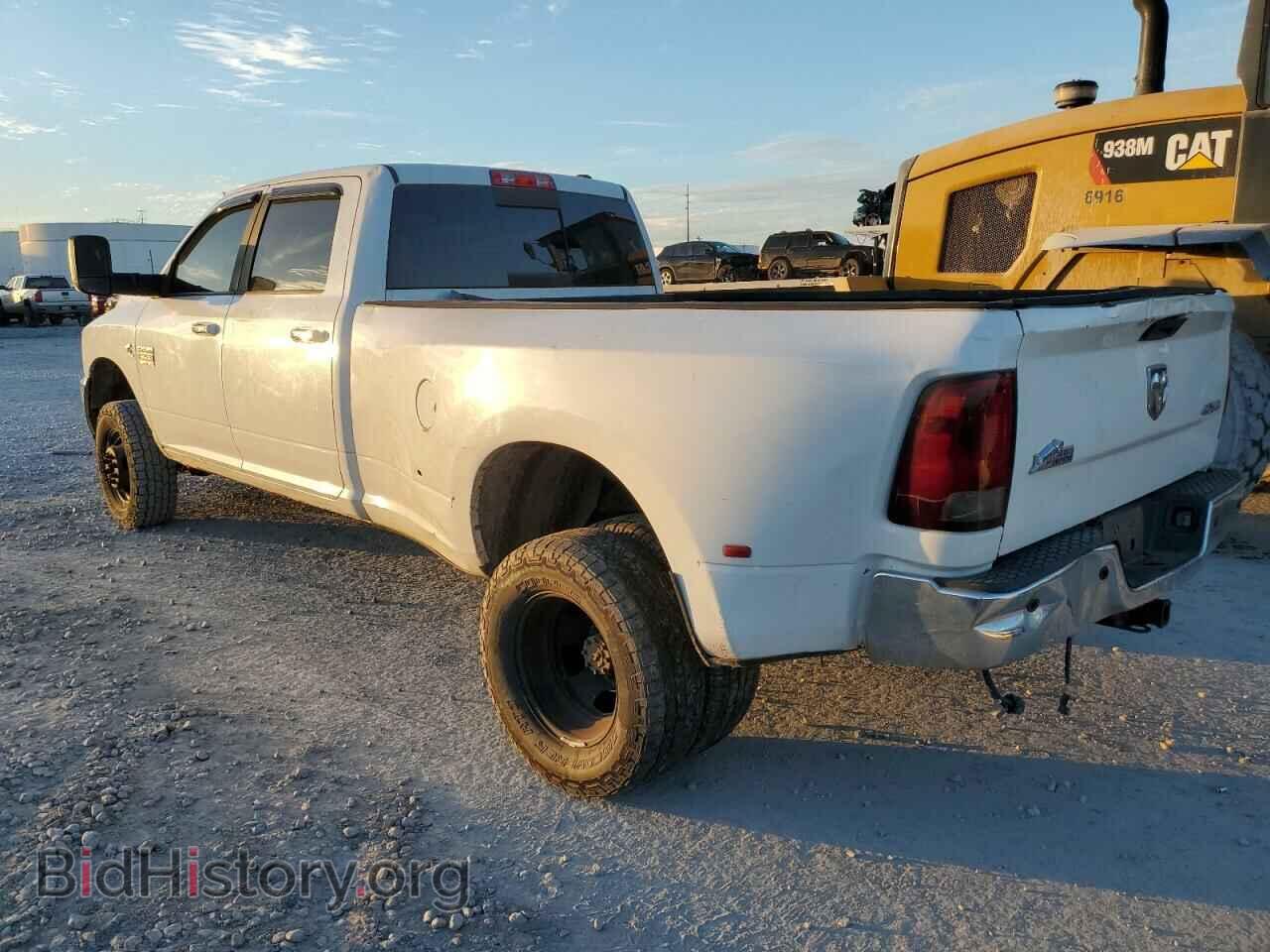 2011 DODGE All Models - VIN: 3D73Y4CL4BG548946 - Photo 2