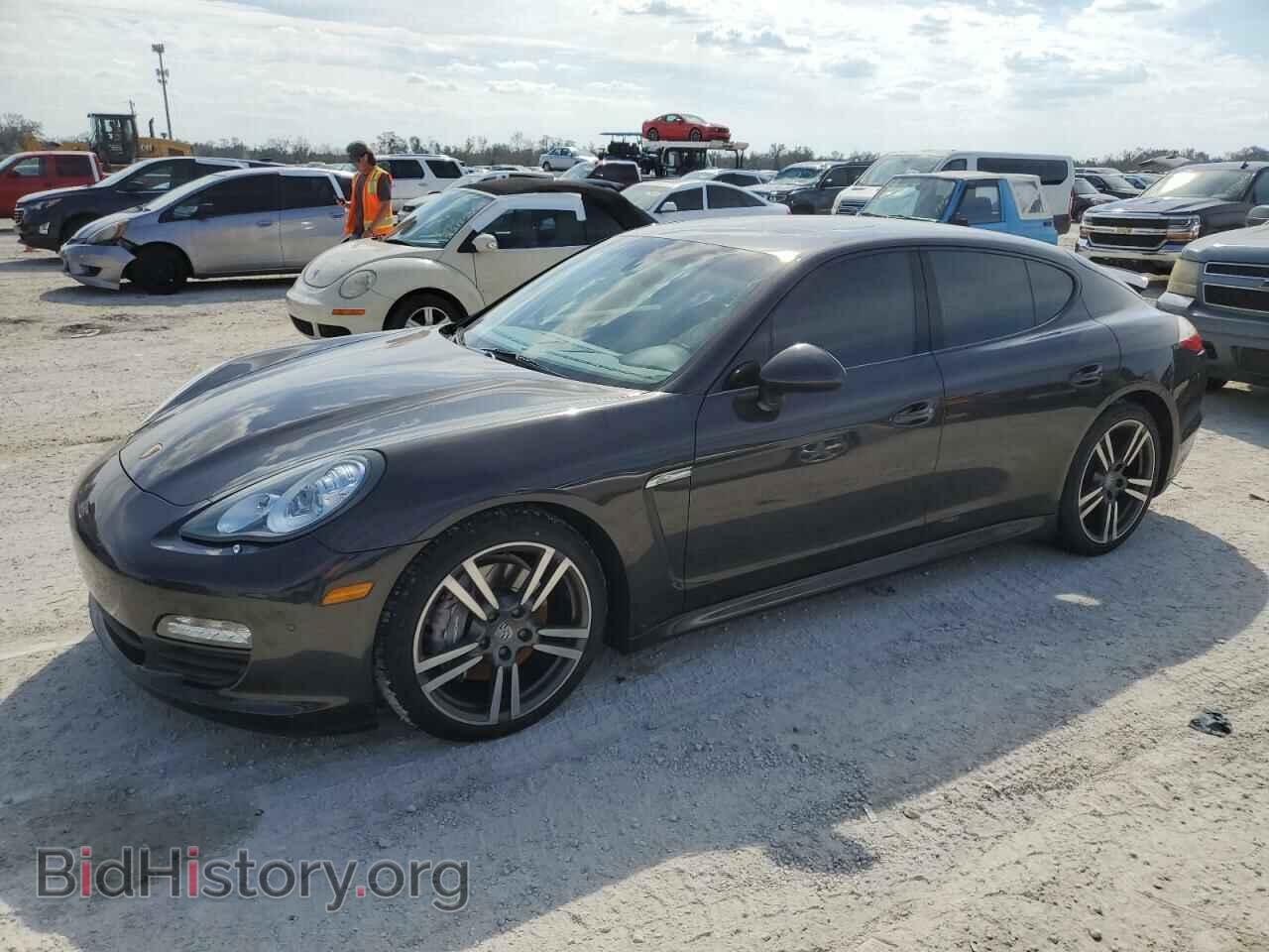 Photo WP0AA2A7XBL021366 - PORSCHE PANAMERA 2011