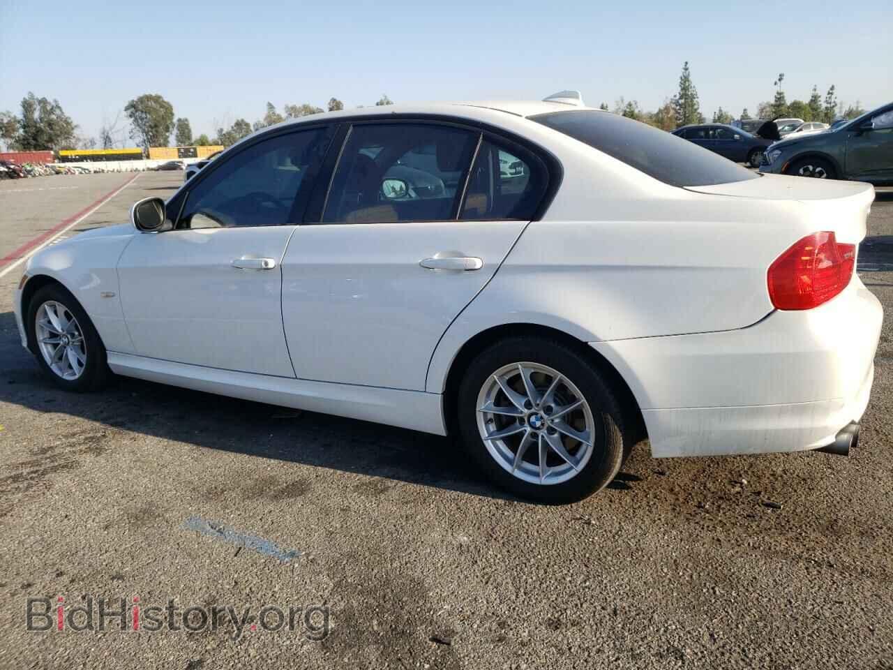 2011 BMW 3 SERIES - VIN: WBAPH7C56BA801629 - Фото 2