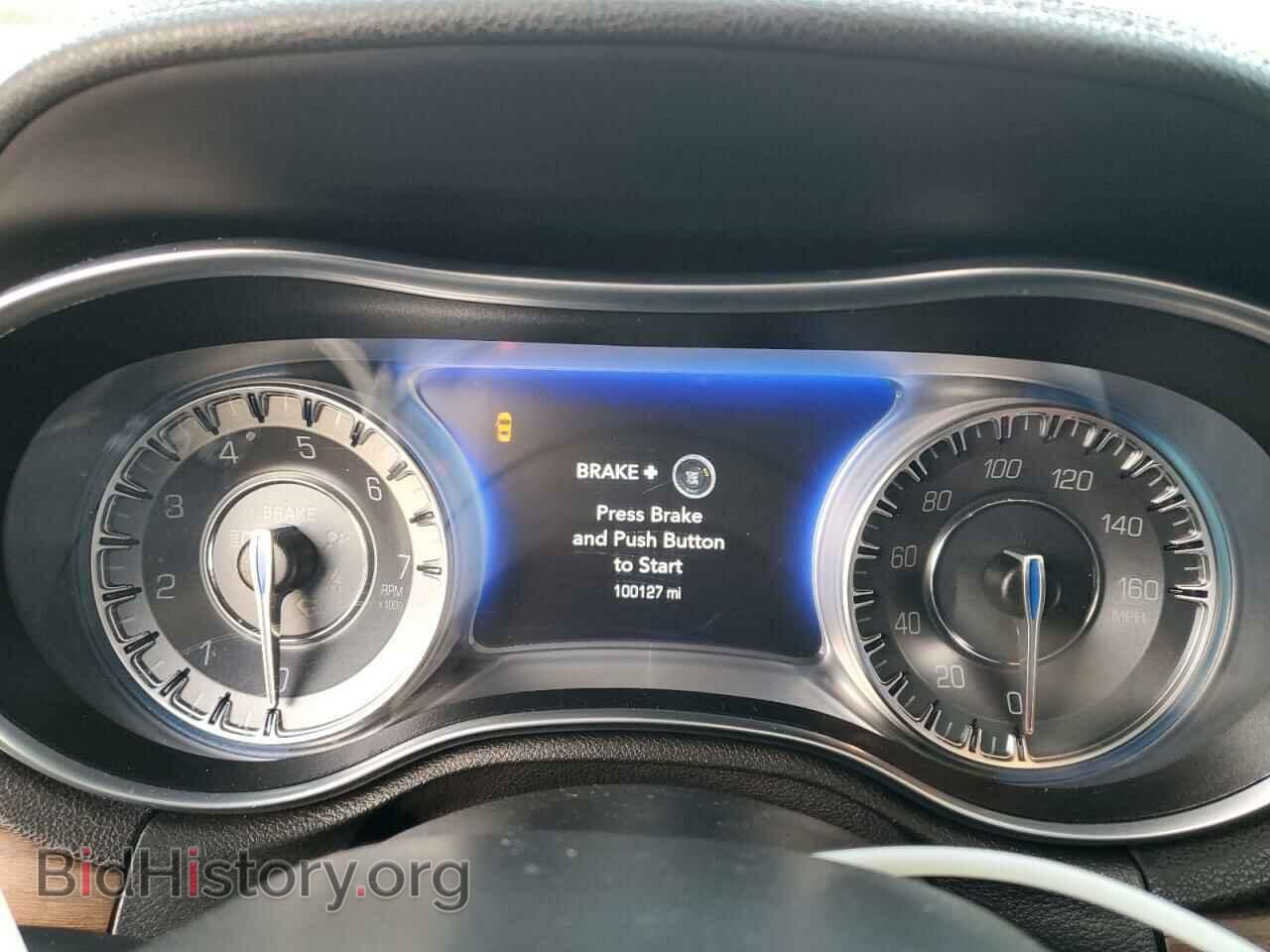 2019 CHRYSLER 300 - VIN: 2C3CCAPT0KH531034 - Фото 9
