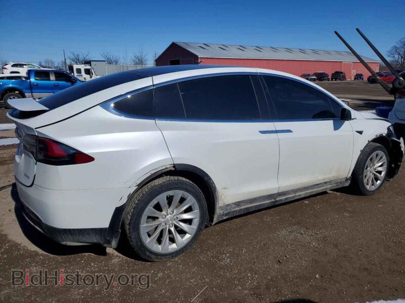 2018 Tesla MODEL X (VIN 5YJXCDE27JF105273) — photo 3 of 12