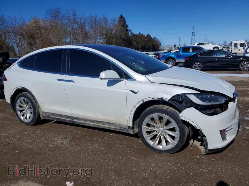 2018 Tesla MODEL X (VIN 5YJXCDE27JF105273) — photo 4 of 12