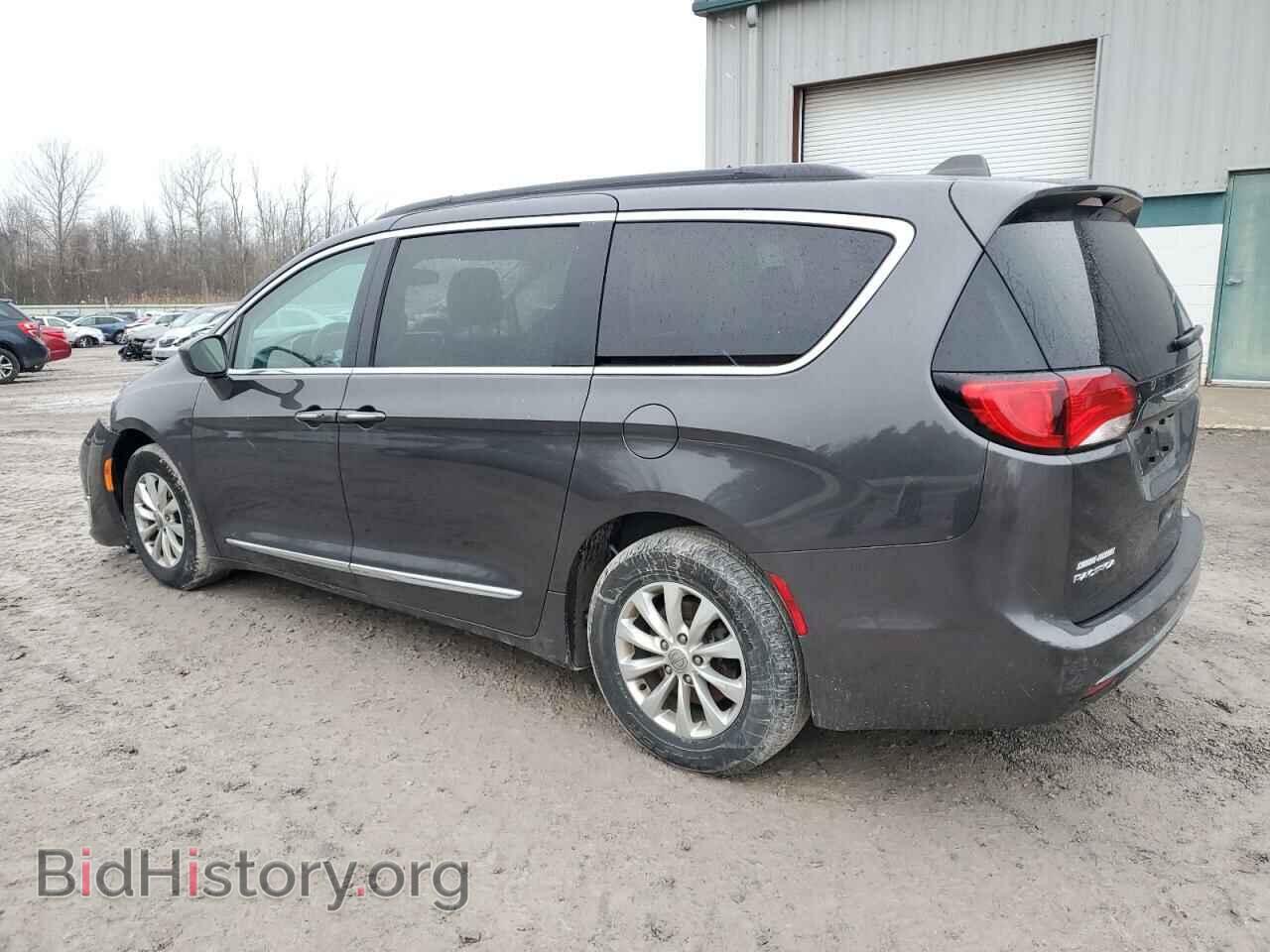 2017 CHRYSLER PACIFICA - VIN: 2C4RC1BG4HR788068 - Photo 2