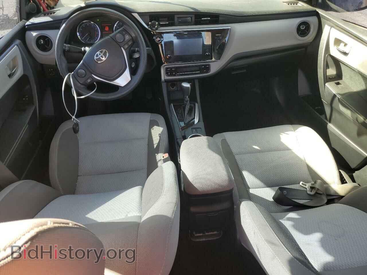 2017 TOYOTA COROLLA - VIN: 2T1BURHEXHC845635 - Фото 8