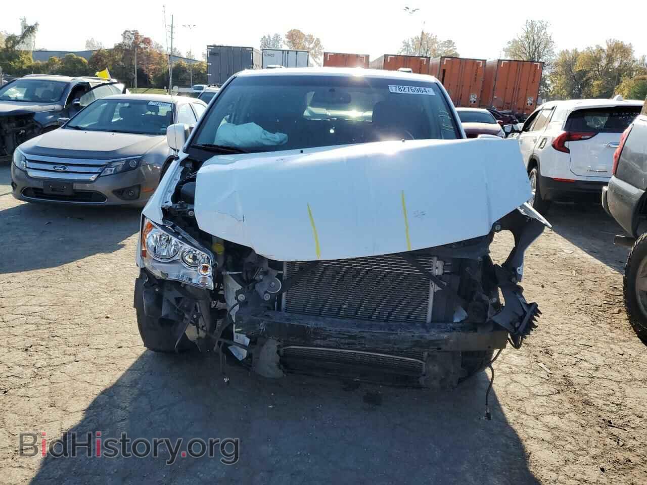 2014 CHRYSLER MINIVAN - VIN: 2C4RC1BG1ER157547 - Фото 5