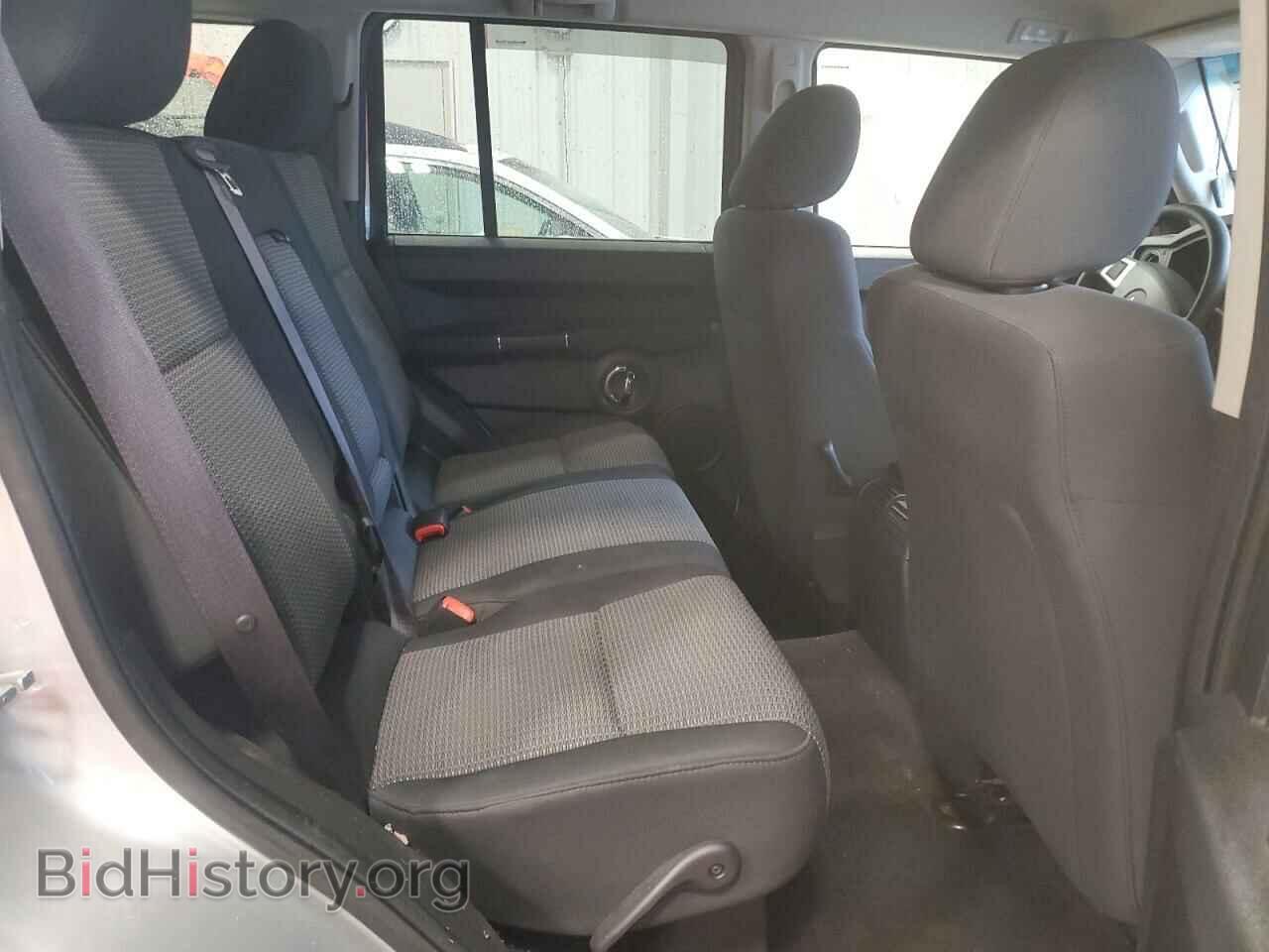 2010 JEEP COMMANDER - VIN: 1J4RG4GK9AC118091 - Фото 10