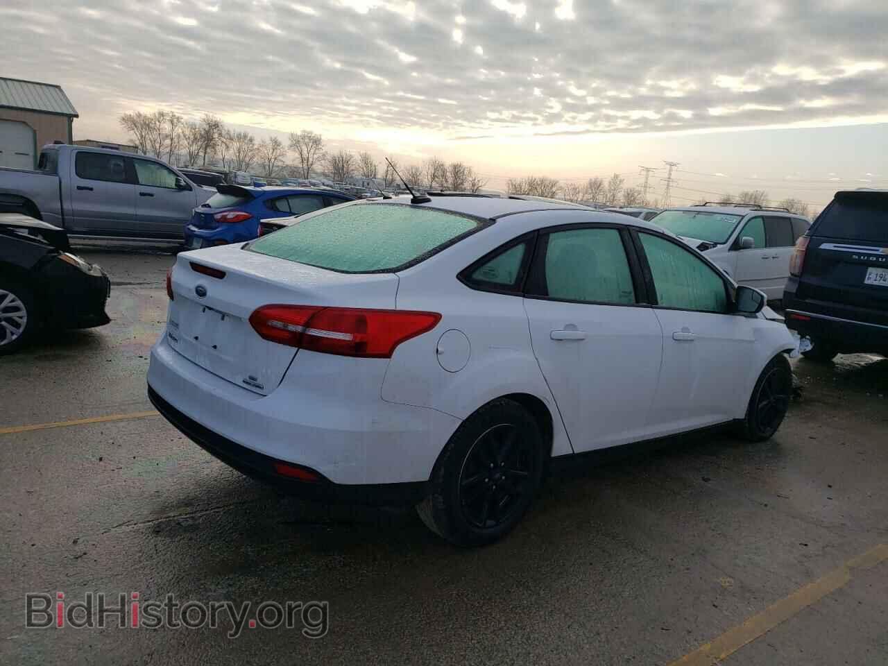 2016 FORD FOCUS - VIN: 1FADP3F22GL211240 - Photo 3
