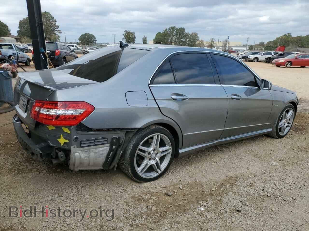 2012 MERCEDES-BENZ E-CLASS - VIN: WDDHF5KB4CA564672 - Фото 3