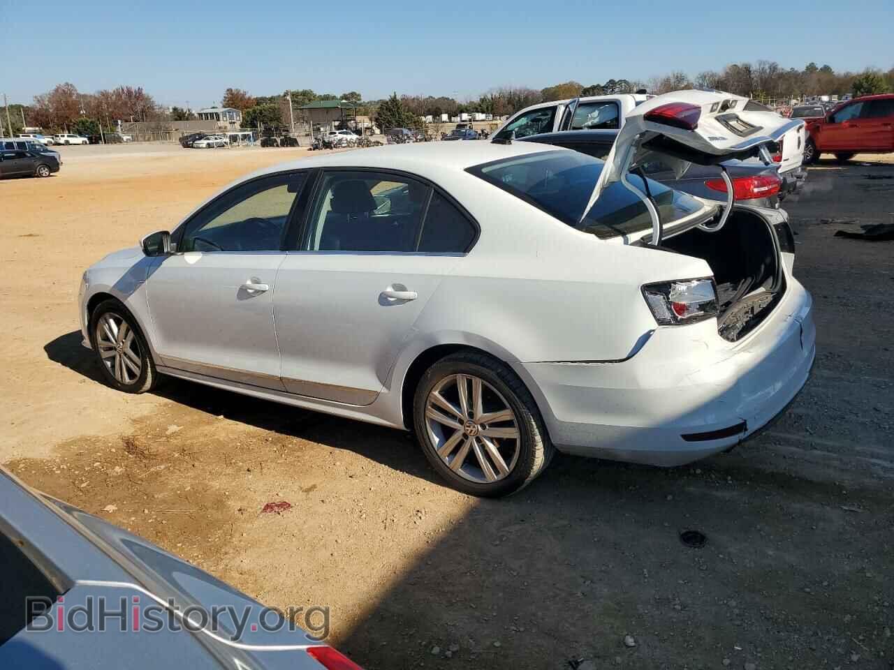 2017 VOLKSWAGEN JETTA - VIN: 3VWL17AJ1HM242473 - Фото 2