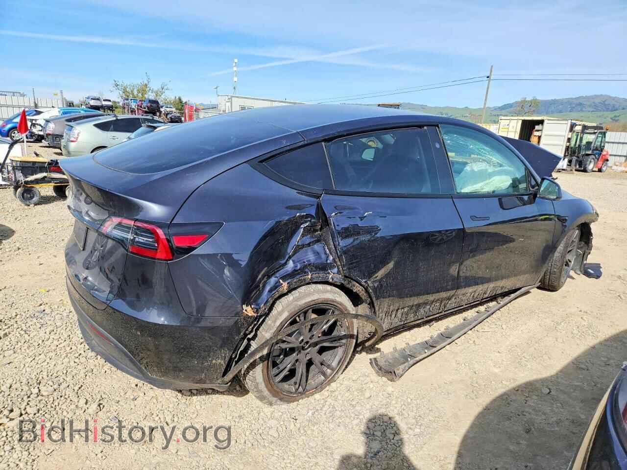 2025 TESLA MODEL Y - VIN: 7SAYGDED8SF262924 - Фото 3
