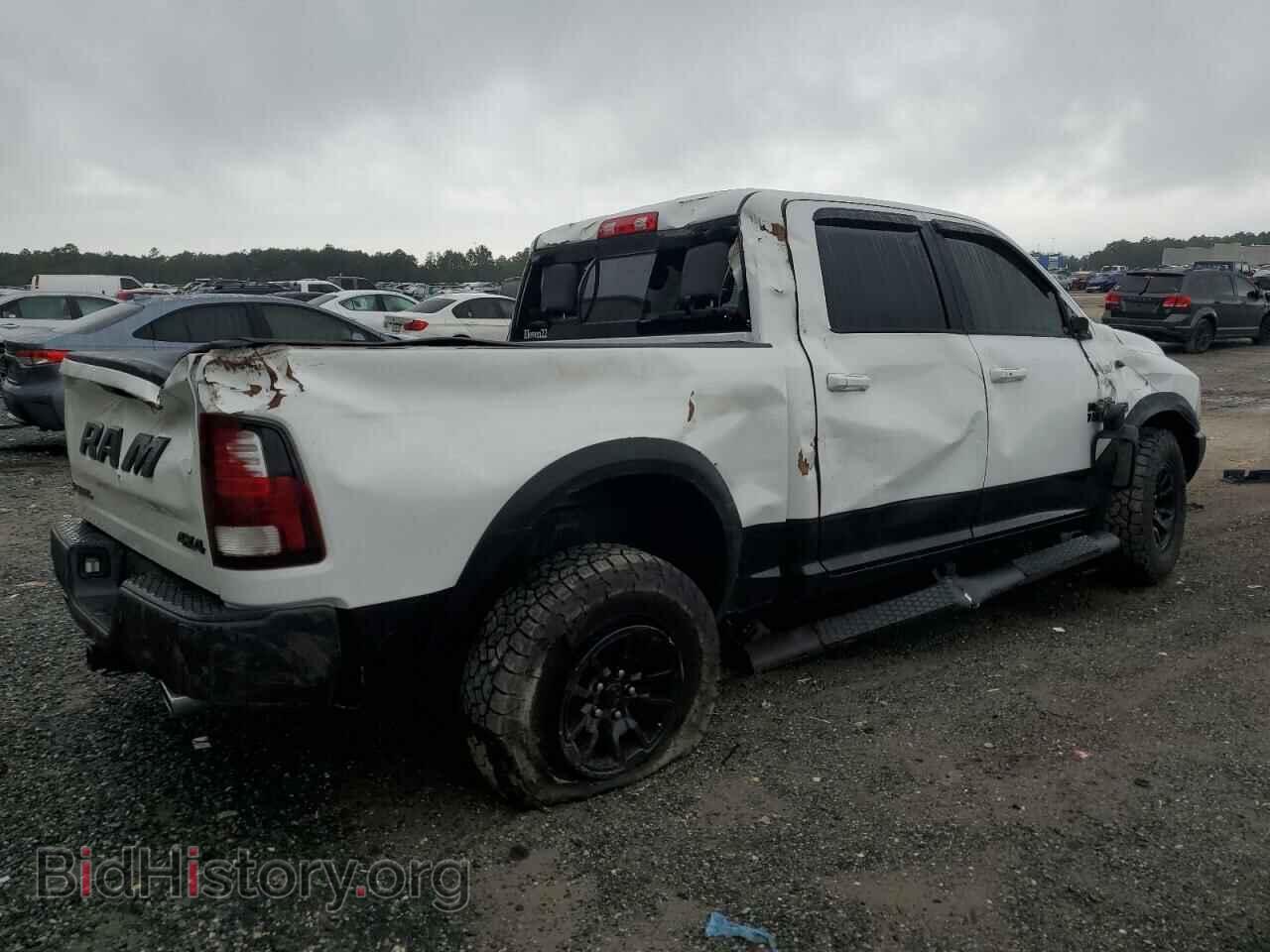 2018 RAM 1500 - VIN: 1C6RR7YT2JS129584 - Фото 3