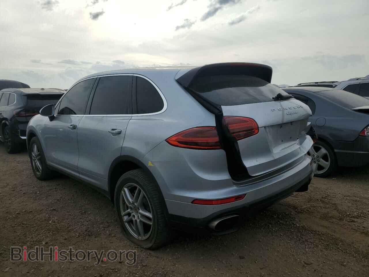 2016 PORSCHE CAYENNE - VIN: WP1AA2A22GLA04586 - Фото 2