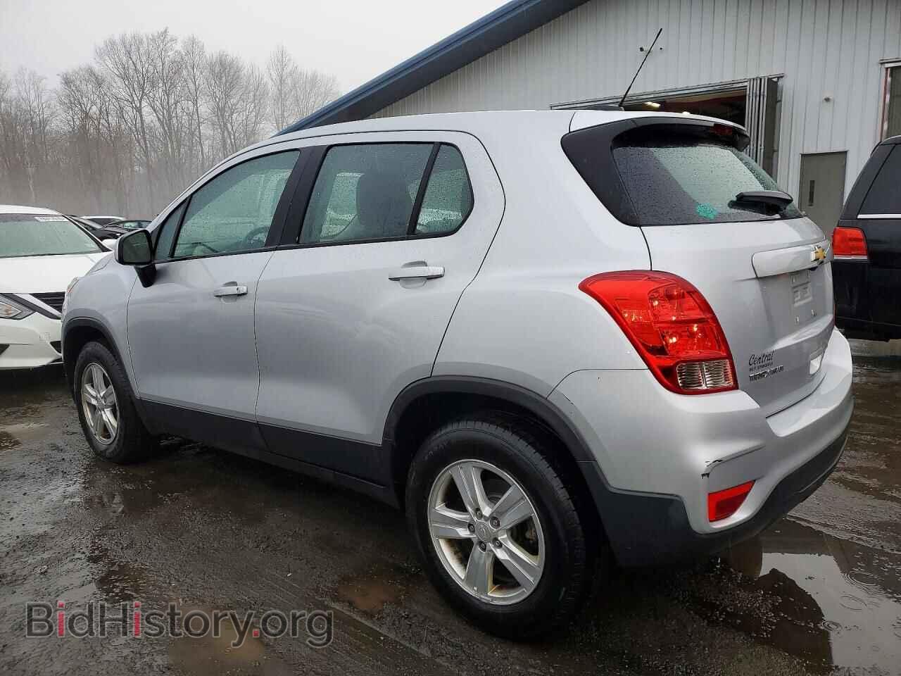 2018 CHEVROLET TRAX - VIN: 3GNCJNSB7JL387423 - Фото 2