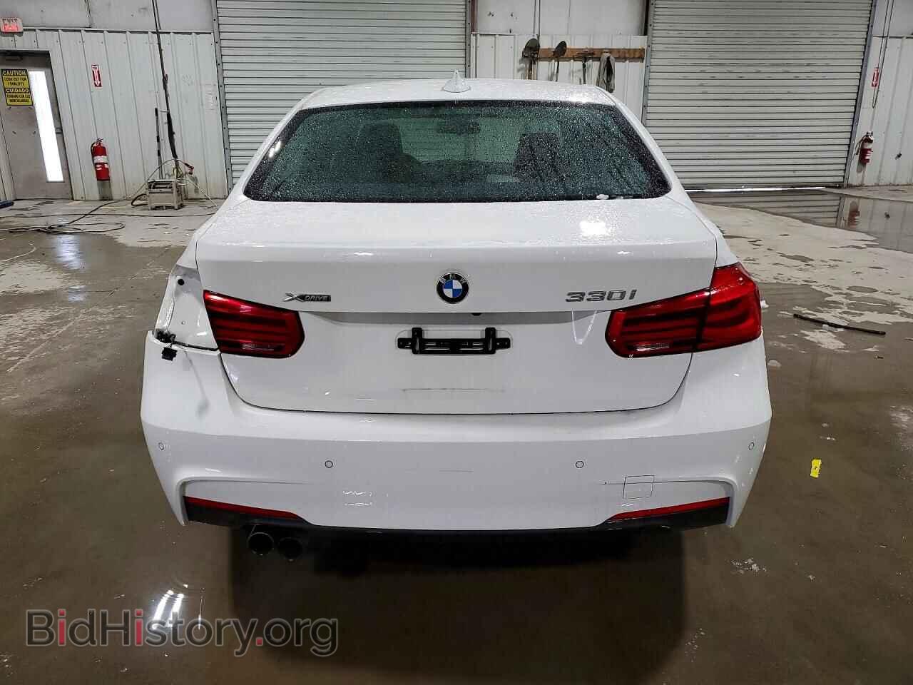 2017 BMW 330 - VIN: WBA8D9C37HA005586 - Фото 6