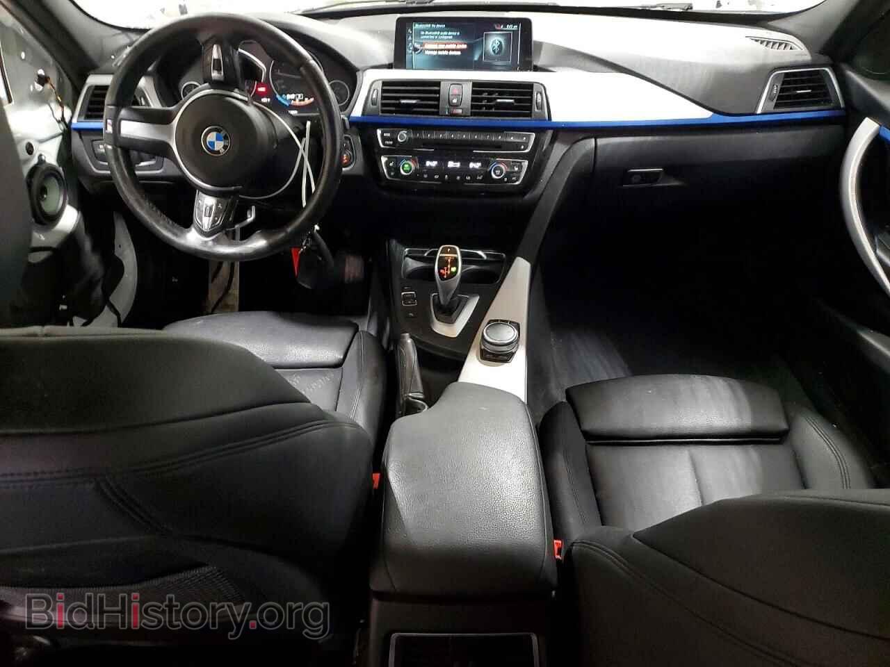 2017 BMW 330 - VIN: WBA8D9C37HA005586 - Фото 8