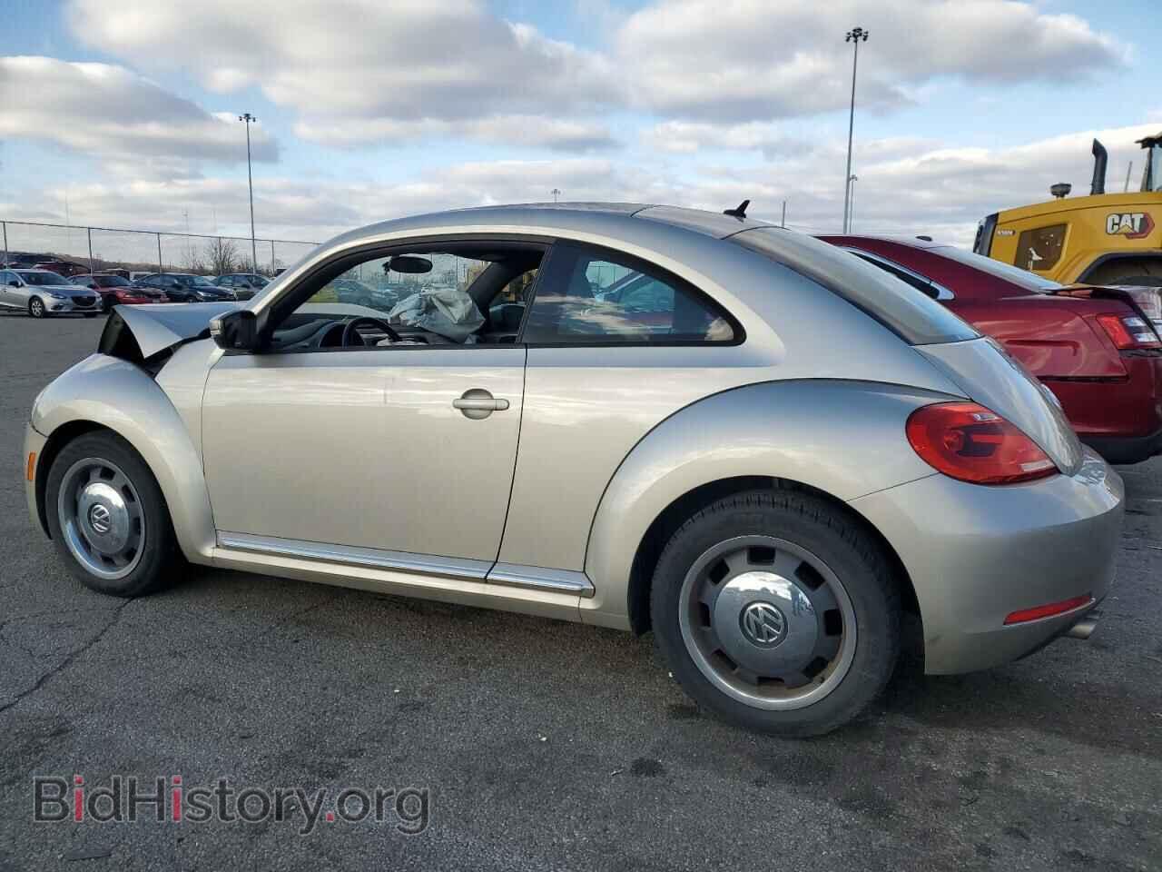 2012 VOLKSWAGEN BEETLE - VIN: 3VWHP7AT3CM635843 - Фото 2