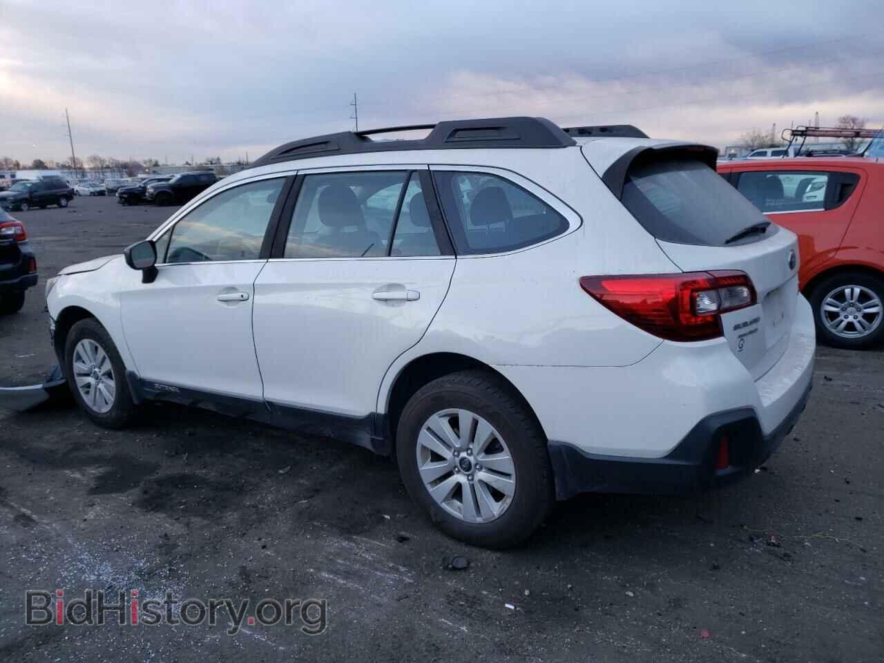 2018 SUBARU OUTBACK - VIN: 4S4BSAAC1J3247833 - Photo 2
