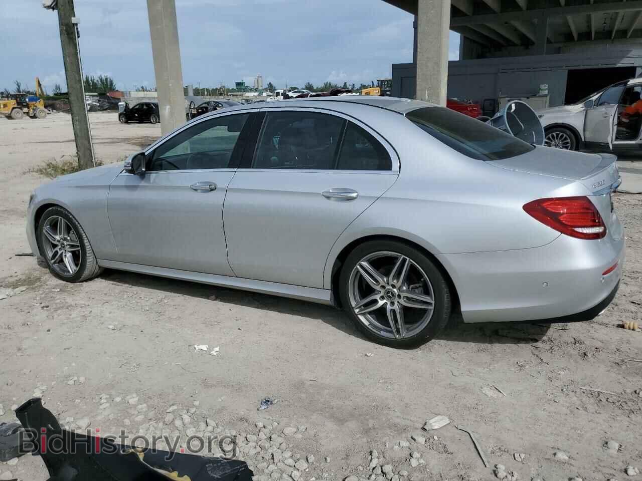 2018 MERCEDES-BENZ E-CLASS - VIN: WDDZF4JB9JA471952 - Фото 2
