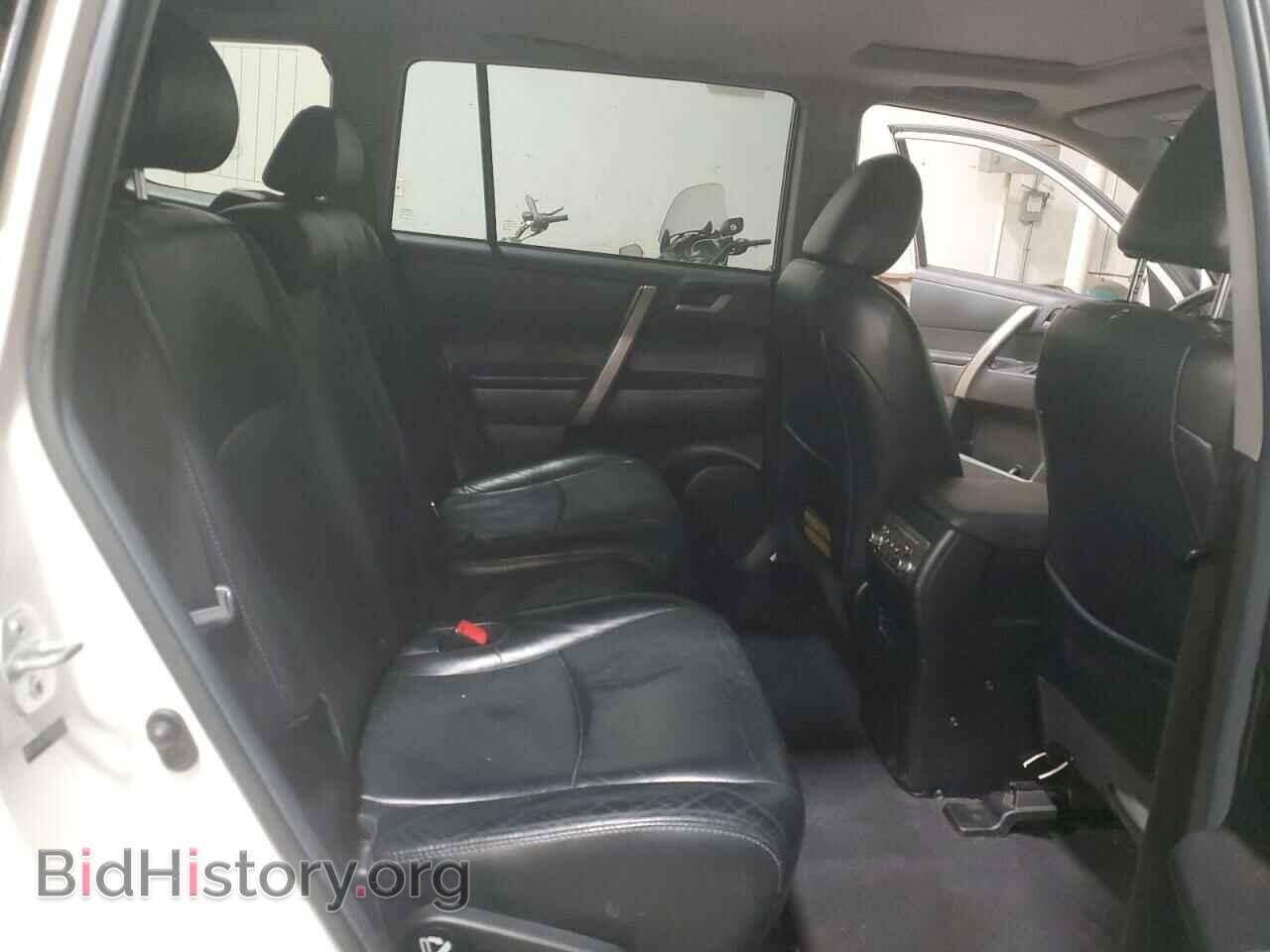 2012 TOYOTA HIGHLANDER - VIN: 5TDBK3EH4CS095974 - Фото 10